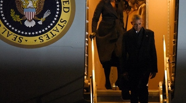 Tổng thống Obama rơi lệ khi đọc diễn văn cuối cùng trước khi từ nhiệm