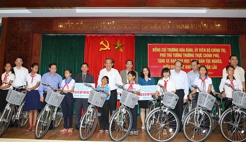 Phó Thủ tướng Trương Hòa Bình làm việc với lãnh đạo chủ chốt tỉnh Đắk Lắk