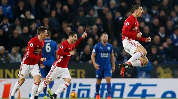 Leicester 0-3 Man Utd: "Bầy cáo" rơi vào cuộc chiến trụ hạng