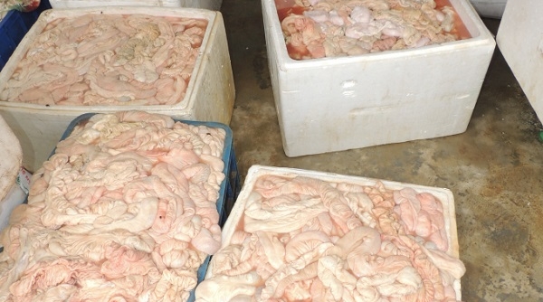 Hà Nam: Thu giữ hơn 1,4 tấn lòng, bì lợn không rõ nguồn gốc xuất xứ