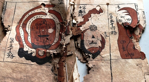 Hà Tĩnh: Phát hiện nhiều sách cổ Hán-Nôm quý hiếm lưu giữ tại nhà dân