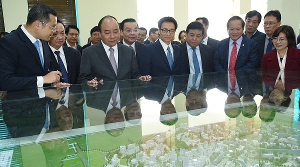 Thủ tướng Nguyễn Xuân Phúc thăm và làm việc với Khu Công nghệ cao Hòa Lạc