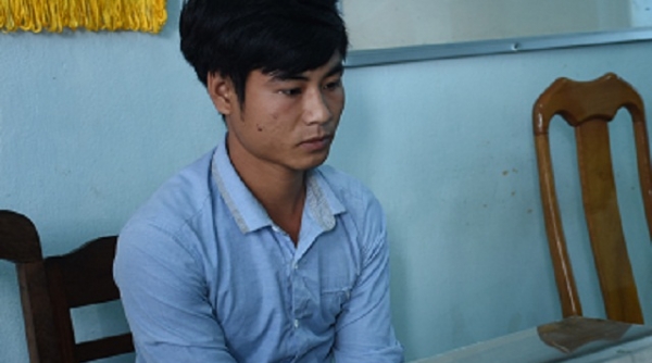 Kon Tum: Khởi tố vụ án đối với đối tượng ném đá xe khách