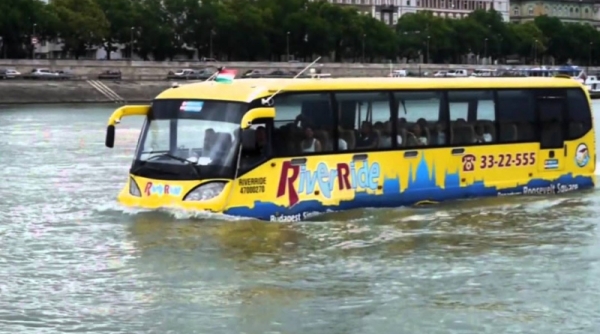 TP. Hồ Chí Minh sẽ thí điểm xe buýt sông trong năm 2017