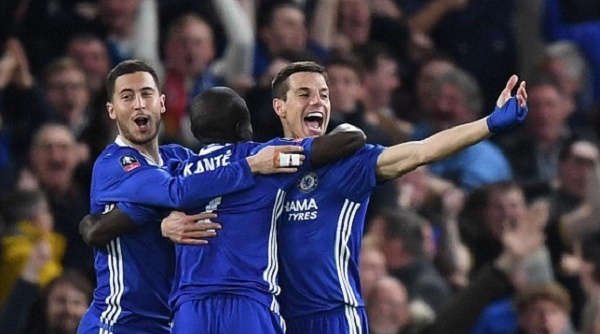 Kante lập siêu phẩm đưa Chelsea giành vé vào bán kết FA Cup