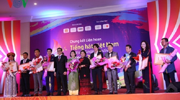 Chung kết Liên hoan Tiếng hát Việt Nam - ASEAN 2017 tại Lào