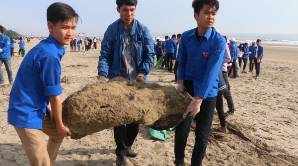 Hà Tĩnh: Phát động chương trình “Hãy làm sạch biển”