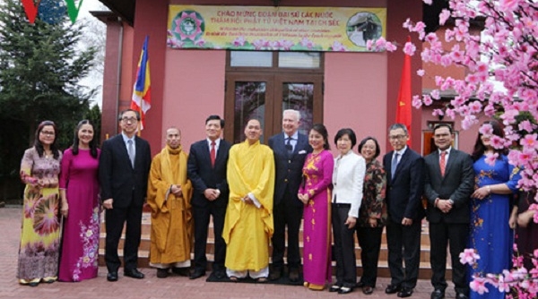 Đại sứ các nước Á - Âu tìm hiểu văn hóa Việt Nam tại Séc