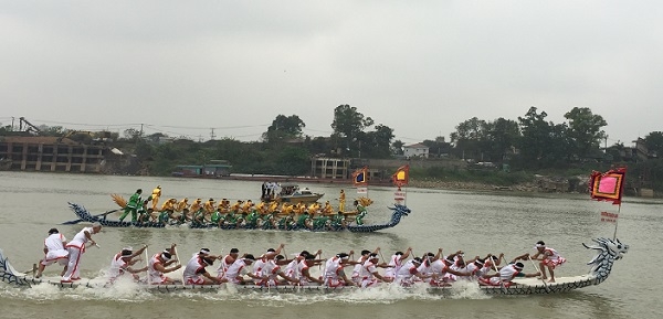 Giỗ Tổ Hùng Vương 2017: Tưng bừng Hội bơi chải truyền thống trên Sông Lô