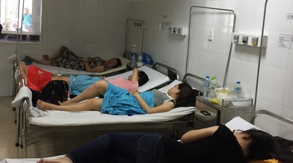 Đà Nẵng: 17 du khách nhập viện do bị ngộ độc thực phẩm