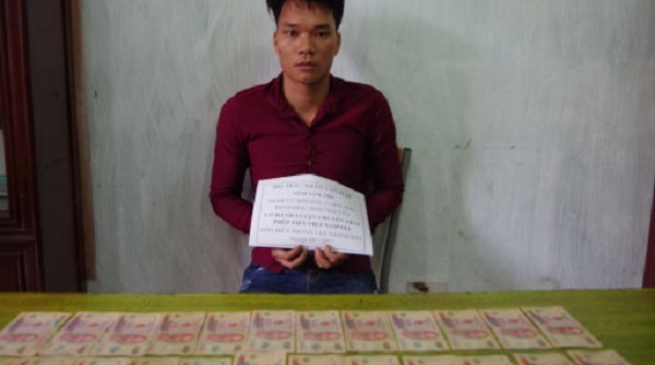 Lạng Sơn: Bắt đối tượng vận chuyển tiền giả