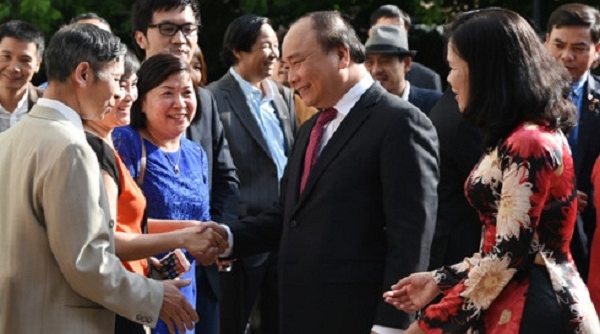 Thủ tướng cắt băng khánh thành trụ sở mới của Đại sứ quán Việt Nam tại Hà Lan