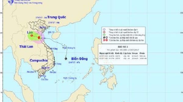 Bão số 2 đổ bộ vào Nghệ An - Hà Tĩnh, gió giật cấp 9 – 10
