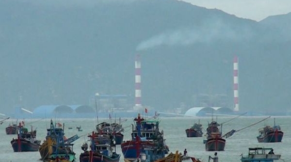 Vụ đổ 1 triệu m3 bùn xuống biển Bình Thuận: Bộ Công thương tạm đình chỉ 1 cán bộ