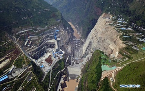 Trung Quốc xây đập thủy điện lớn thứ 2 thế giới
