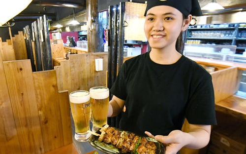 Quán ăn Nhật ngày càng ưa lao động Việt
