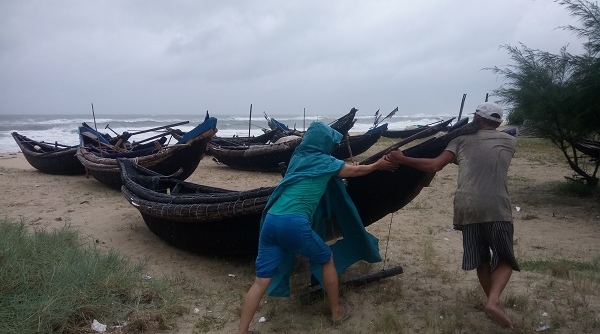 Thừa Thiên Huế: Cấm biển tất cả tàu thuyền vì bão số 11