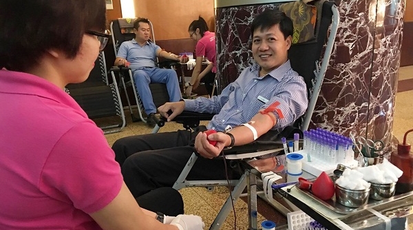 Tập đoàn Bảo Việt tổ chức hiến máu tình nguyện