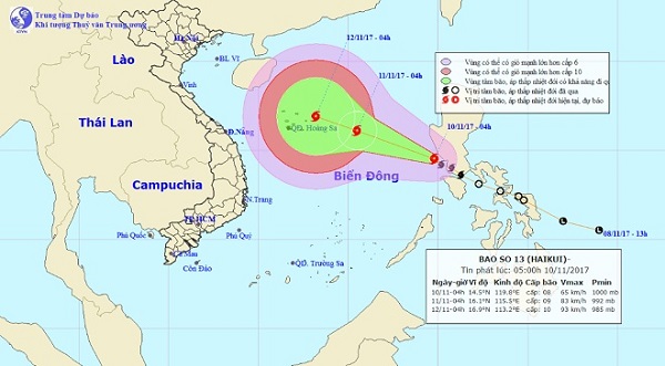 Chưa khắc phục xong hậu quả của bão số 12 thì biển Đông bị bão số 13 uy hiếp