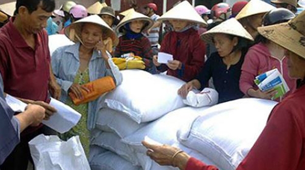 Quảng Trị: 200 tấn gạo của Chính phủ hỗ trợ đến với người dân vùng bị thiên tai