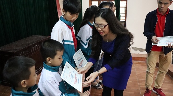Masan Nutri-Science tặng học bổng cho học sinh nghèo tại Hậu Giang, Hà Nam