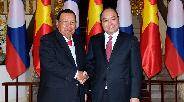 Thủ tướng hội kiến Tổng bí thư, Chủ tịch nước Lào