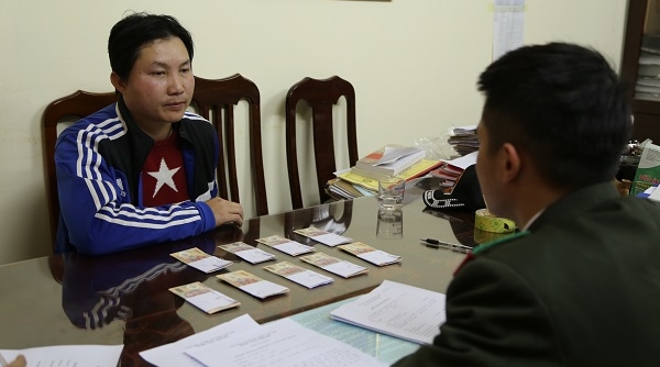 Lạng Sơn: Bắt đối tượng vận chuyển tiền giả