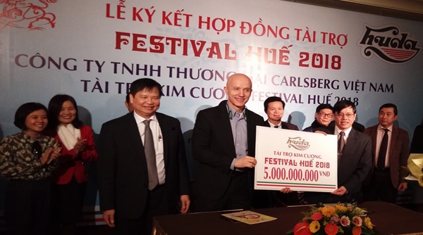 Tập đoàn Carlberg Việt Nam tài trợ 5 tỷ đồng cho Festival Huế 2018