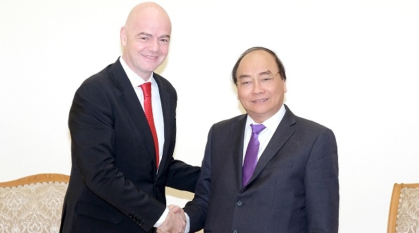 Thủ tướng Nguyễn Xuân Phúc tiếp Chủ tịch FIFA Gianni Infantino