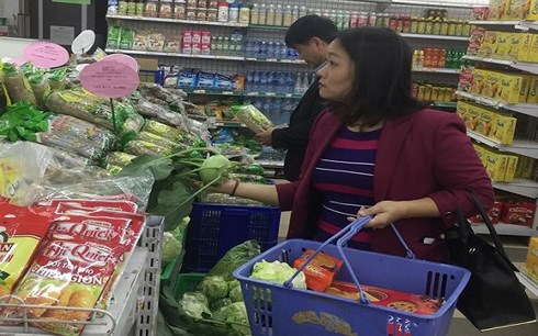 Sau Tết, rau xanh hút hàng tại các siêu thị Hà Nội