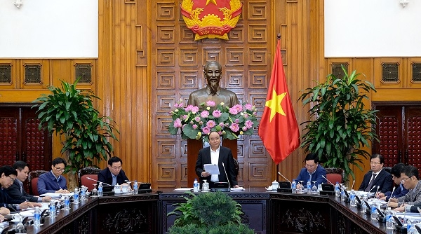 Thủ tướng Nguyễn Xuân Phúc chủ trì cuộc họp về xây dựng kết cấu hạ tầng đồng bộ