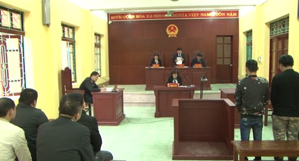 Lạng Sơn: 3 đối tượng chống người thi hành công vụ bị đưa ra xét xử