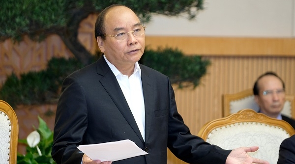 Thủ tướng Nguyễn Xuân Phúc: Bức tranh nền kinh tế khá sáng nhưng không được chủ quan