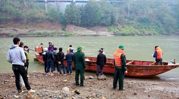 Đã tìm thấy thêm 3 thi thể công nhân bốc vác đuối nước trên sông Hồng ở Lào Cai