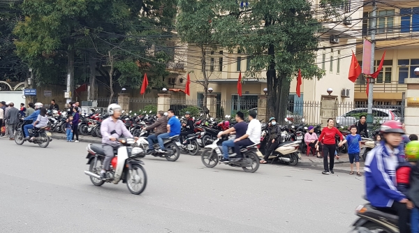 Cửa Ông ( Quảng Ninh): Nhiều bãi xe tự phát "nở rộ" quanh di tích lịch sử quốc gia đặc biệt