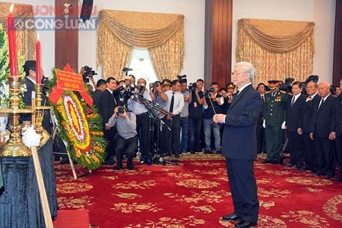 Tổng Bí thư đọc điếu văn tiễn biệt nguyên Thủ tướng Phan Văn Khải