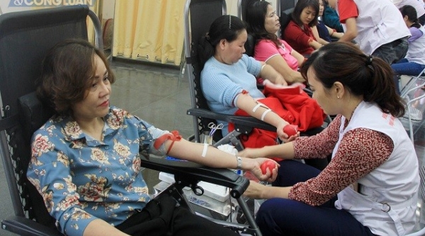 Phú Thọ: Tiếp nhận gần 1.100 đơn vị máu tại Lễ hội xuân hồng 2018