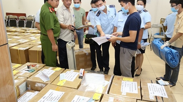 Cục Hải quan Hà Nội thu giữ nhiều hàng hóa không rõ giấy tờ