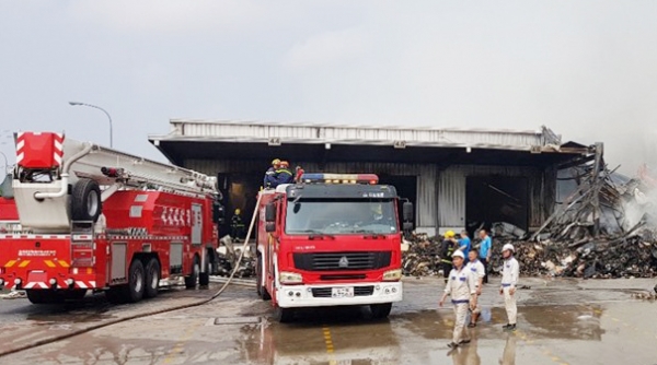 Đã dập tắt cháy tại kho sợi của Công ty Texhong Ngân Long, KCN Hải Yên