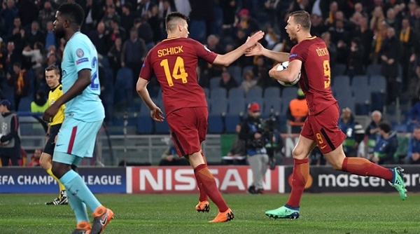 AS Roma 3-0 Barca (chung cuộc 4-4): Đại địa chấn tại Olimpico