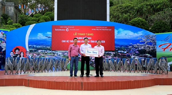 Tập đoàn Nam Cường: Trao tặng 6.000 ghế inox cho hệ thống Nhà văn hóa tỉnh Điện Biên