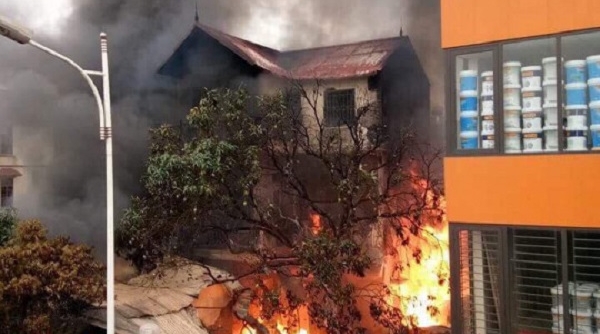 Vụ cháy nhà 3 tầng ở Hà Nội: Chủ nhà buôn bán gas trái phép