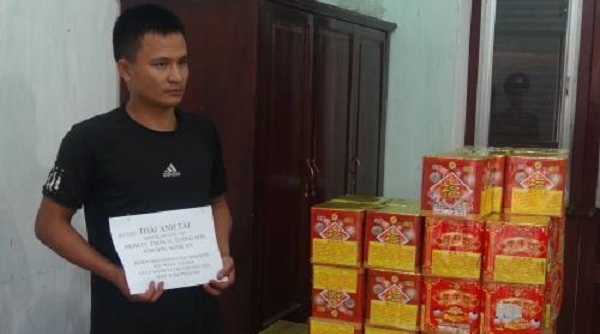 Lạng Sơn: Bắt giữ đối tượng vận chuyển 50 kg pháo lậu qua biên giới
