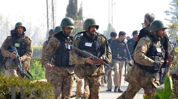 Pakistan tiêu diệt 5 đối tượng đang thực hiện vụ tấn công liều chết