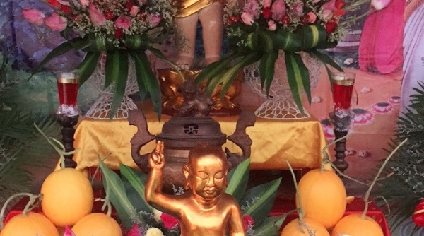 Thường Tín: Rực rỡ cờ hoa, chùa Thanh Lương chào mừng Đại lễ Phật Đản 2018