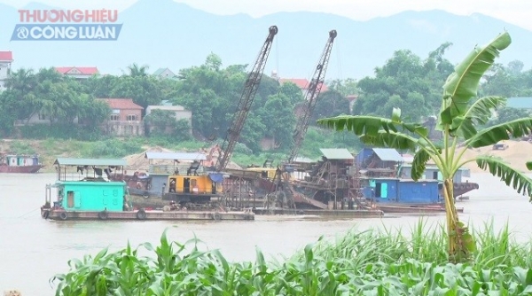 Phú Thọ: Ngăn chặn khai thác cát trái phép ở vùng giáp ranh