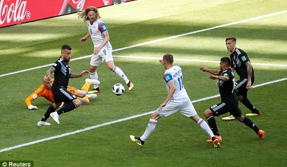 Trực Tiếp: Argentina 1-1 Iceland nhiều cơ hội bị bỏ lỡ