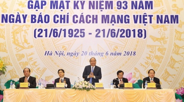 Thủ tướng Nguyễn Xuân Phúc gặp mặt các cơ quan thông tấn, báo chí