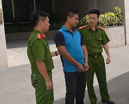 Quảng Ninh: Làm giả giấy đăng ký xe ô tô để cầm cố lấy hơn 1 tỷ đồng