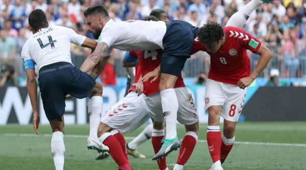 Pháp 0-0 Đan Mạch: Dắt tay nhau vào vòng 1/8!